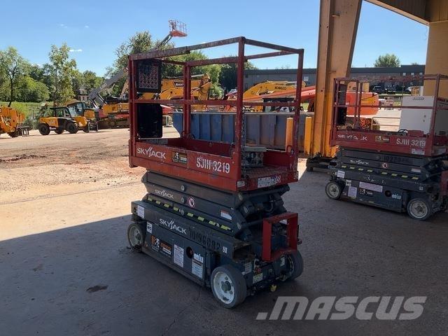 SkyJack 3219 Škaraste platforme