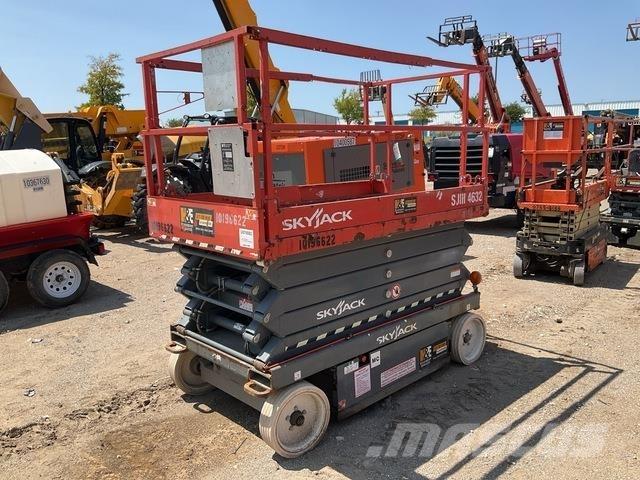 SkyJack 4632 Škaraste platforme