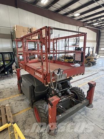 SkyJack 6832RT Škaraste platforme