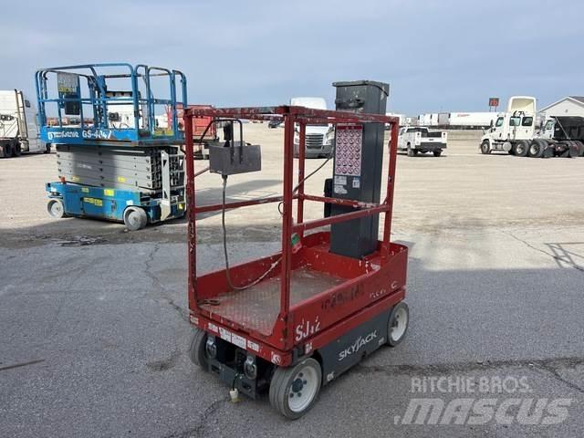 SkyJack SJ12 Vertikalne radne podizne platforme