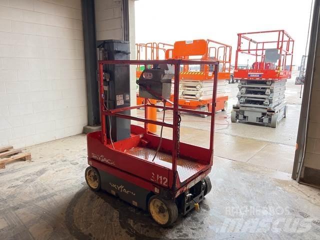 SkyJack SJ12 Vertikalne radne podizne platforme
