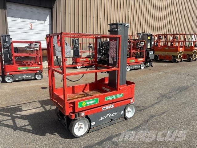 SkyJack SJ12 Vertikalne radne podizne platforme