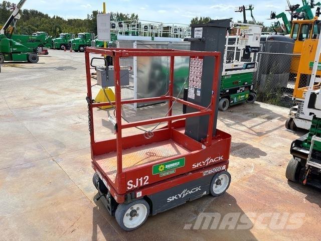 SkyJack SJ12 Vertikalne radne podizne platforme