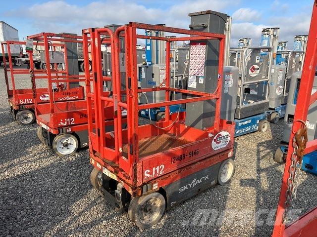 SkyJack SJ12 Vertikalne radne podizne platforme
