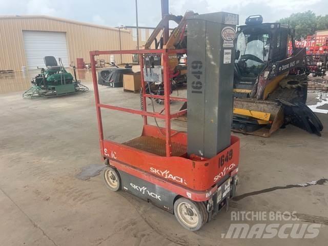 SkyJack SJ16 Vertikalne radne podizne platforme