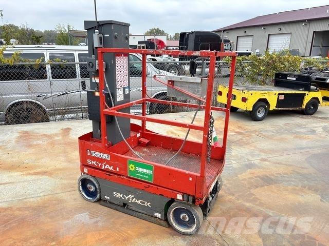 SkyJack SJ16 Vertikalne radne podizne platforme