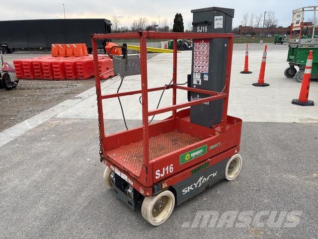 SkyJack SJ16 Vertikalne radne podizne platforme