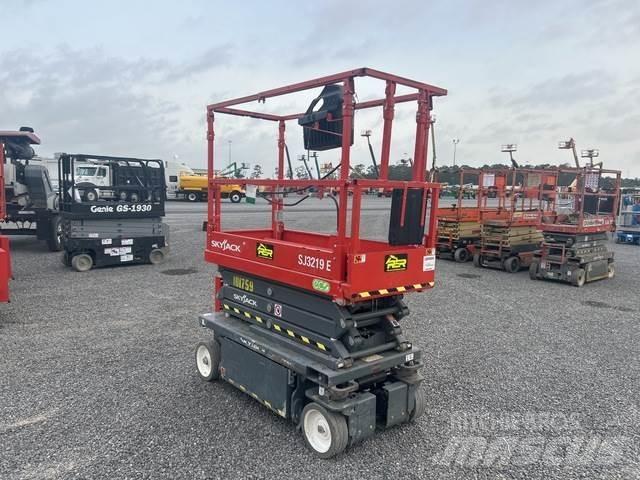 SkyJack SJ3219 Škaraste platforme