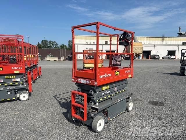 SkyJack SJ3219 Škaraste platforme