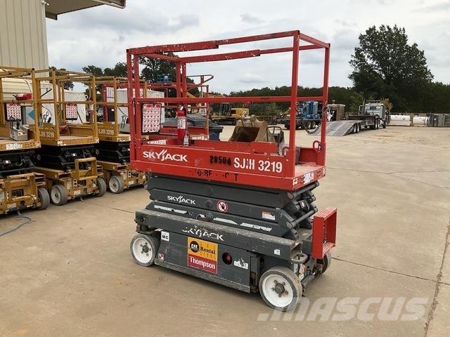 SkyJack SJ3219 Škaraste platforme