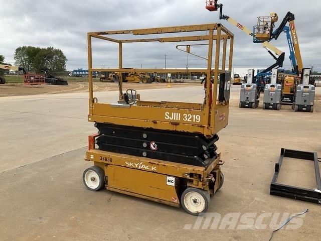 SkyJack SJ3219 Škaraste platforme