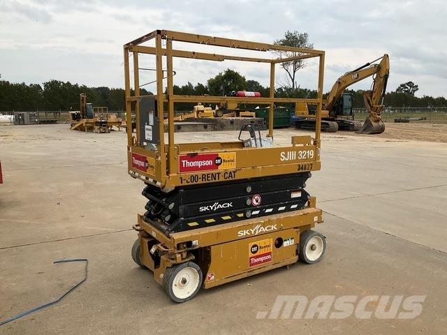 SkyJack SJ3219 Škaraste platforme