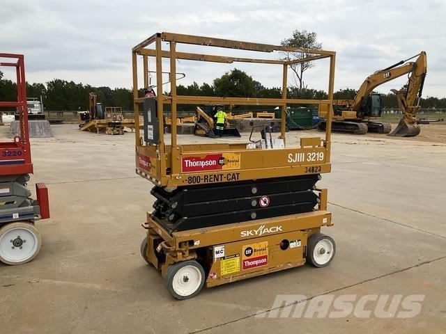 SkyJack SJ3219 Škaraste platforme