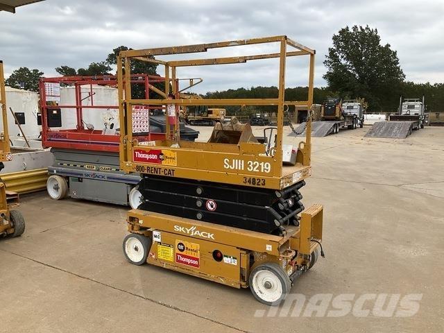 SkyJack SJ3219 Škaraste platforme