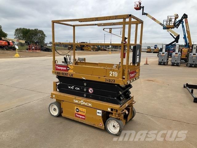 SkyJack SJ3219 Škaraste platforme