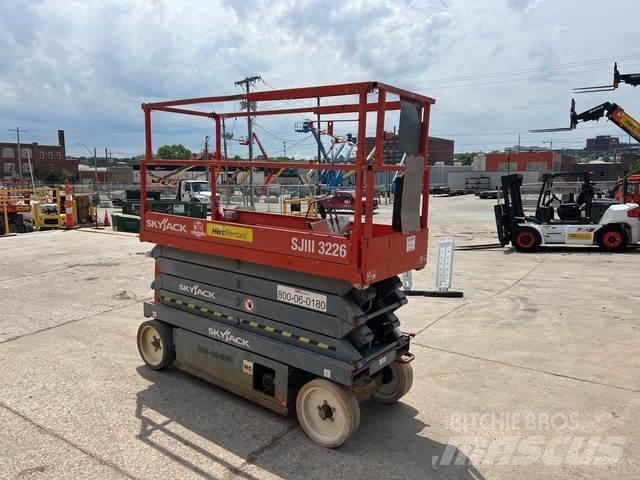SkyJack SJ3226 Škaraste platforme