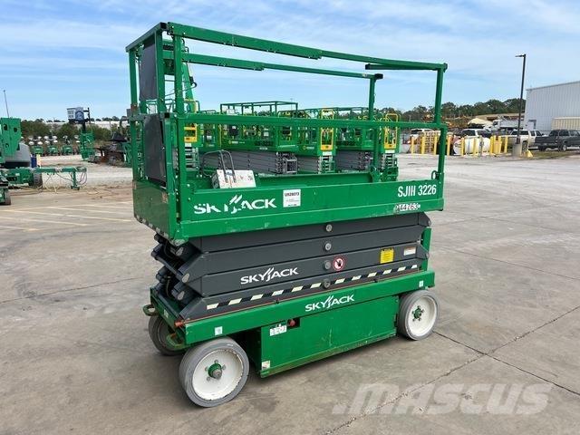 SkyJack SJ3226 Škaraste platforme