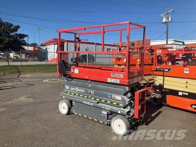 SkyJack SJ3226 Škaraste platforme