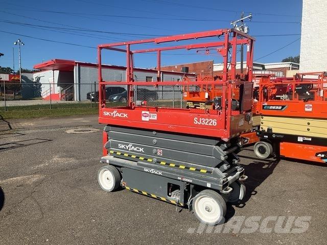 SkyJack SJ3226 Škaraste platforme