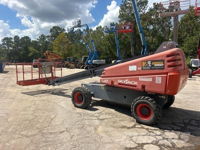 SkyJack SJ40T Teleskopske podizne platforme