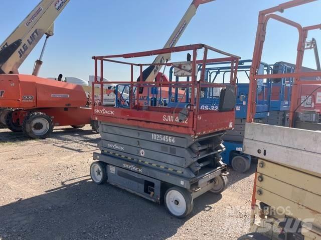 SkyJack SJ4632 Škaraste platforme