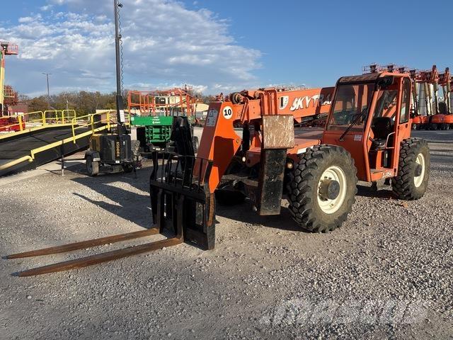 SkyTrak 10054 Teleskopski viličari