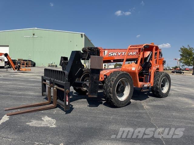 SkyTrak 10054 Teleskopski viličari