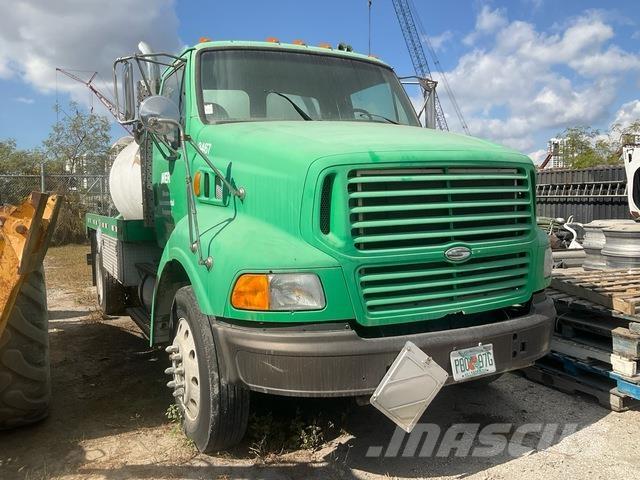 Sterling A9513 Kombiji / vakuumski kamioni