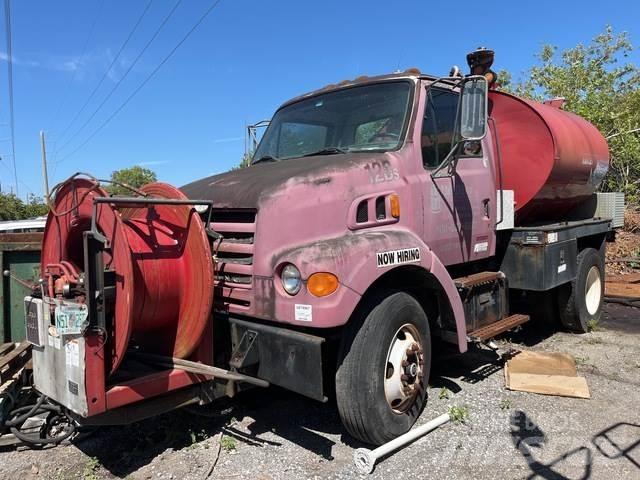 Sterling L7500 Kombiji / vakuumski kamioni