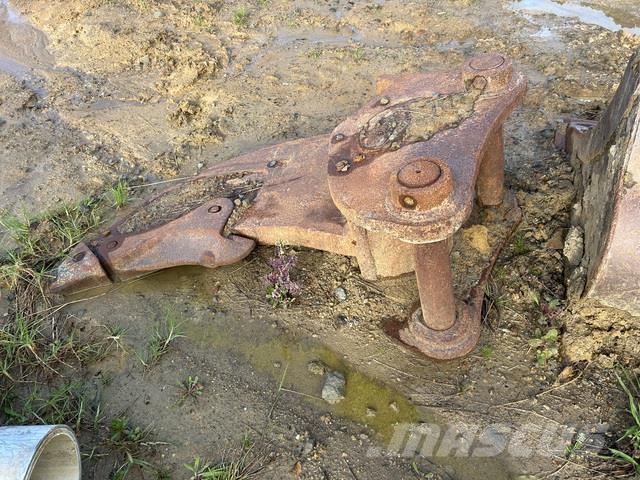 Strickland  Skarifikatori