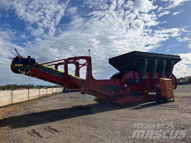 Striker TL2000 Ostalo