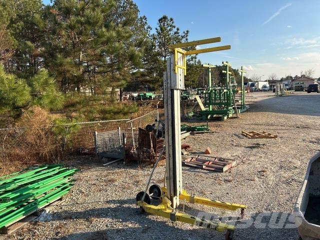 Sumner 2112 Utovorne dizalice, vitla i dizala za materijal