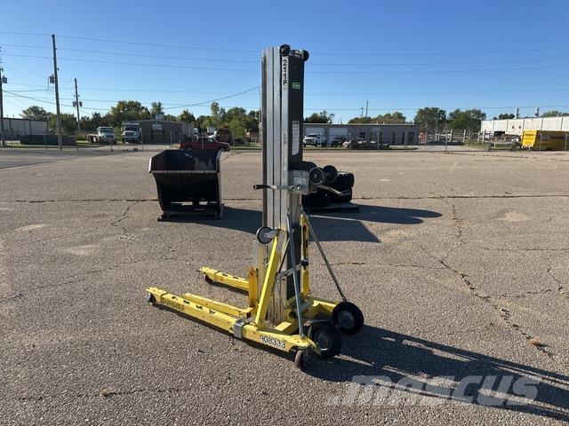 Sumner 2118 Utovorne dizalice, vitla i dizala za materijal