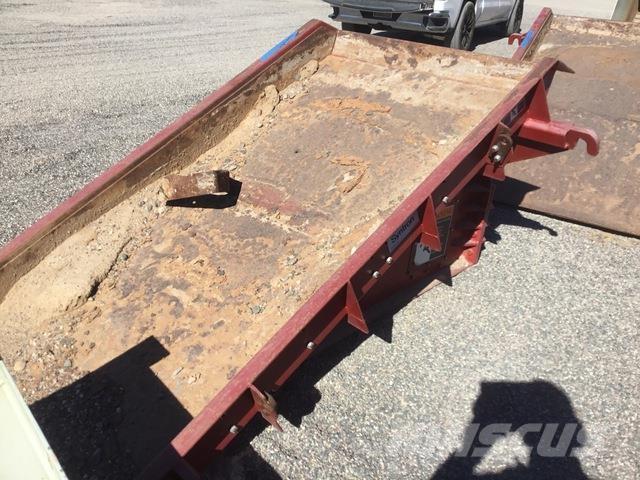  Syntron MF400 Hranilice