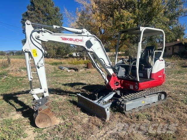 Takeuchi TB235 Bageri gusjeničari
