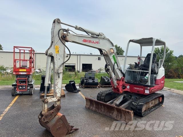 Takeuchi TB240 Bageri gusjeničari