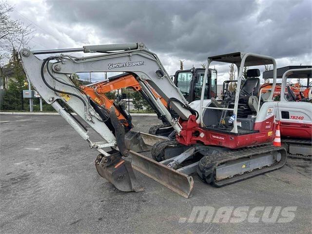 Takeuchi TB260 Bageri gusjeničari