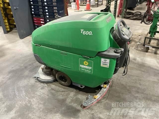 Tennant T600E Strojevi za čiščenje i ribanje podova