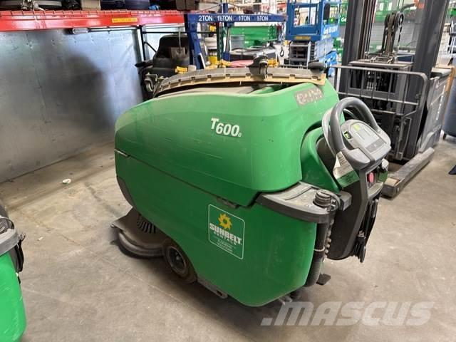 Tennant T600E Strojevi za čiščenje i ribanje podova