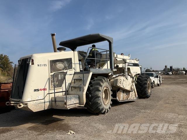 Terex RS446 Kompaktori zemlje