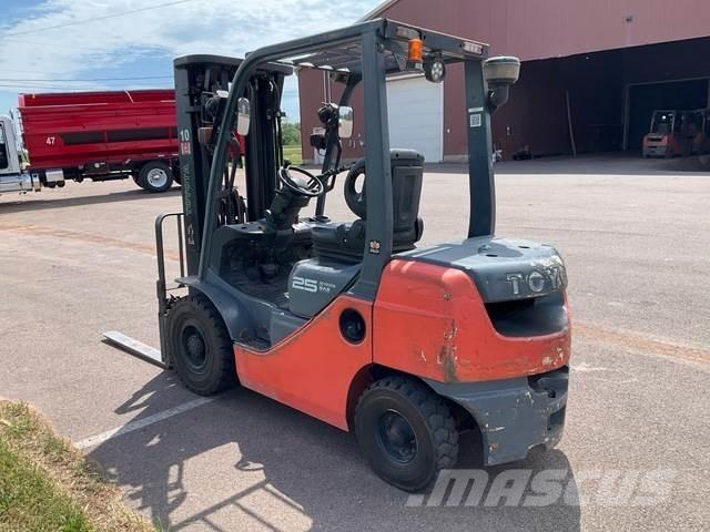 Toyota 8FDU25 Građevinarstvo – ostalo