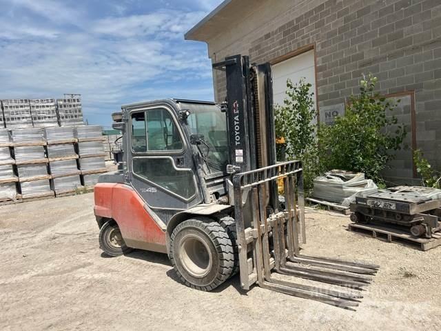Toyota 8FDU32 Građevinarstvo – ostalo