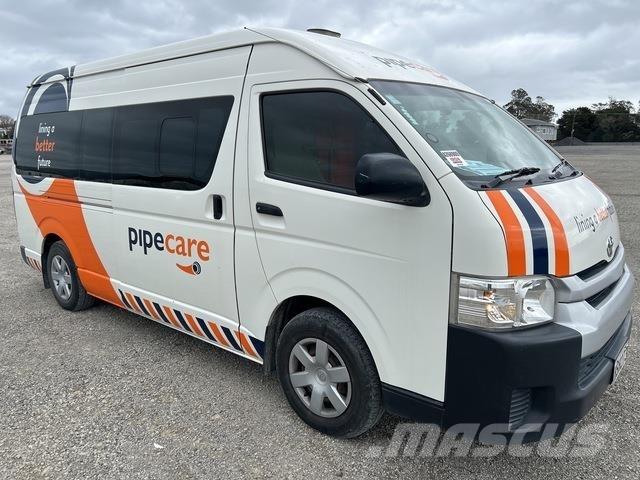 Toyota HiAce Dostavna vozila / kombiji