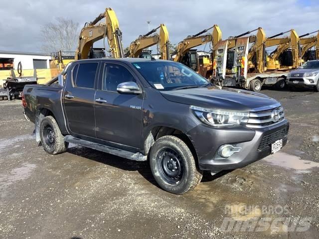 Toyota HiLux Kiperi