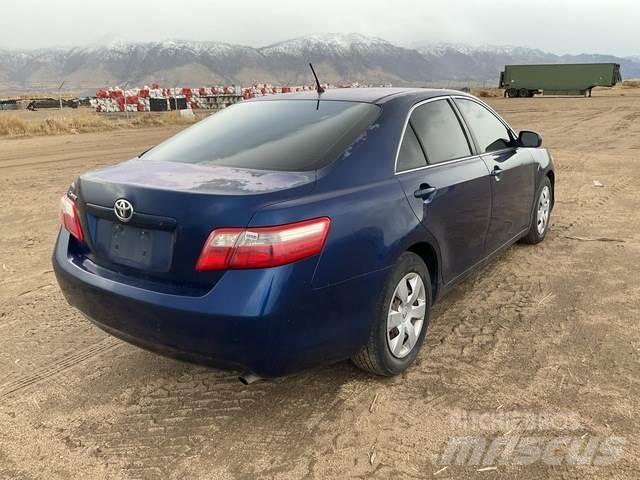  Toyta Camry Automobili