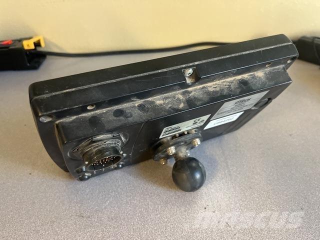 Trimble CB460 Građevinarstvo – ostalo
