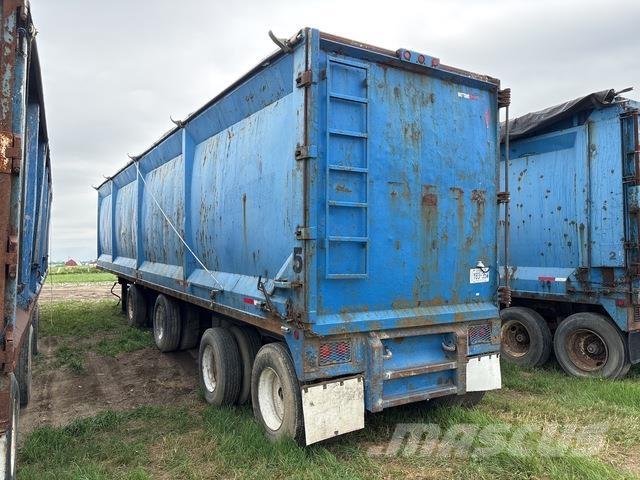 Universal  Poluprikolice sa pokretnim podom