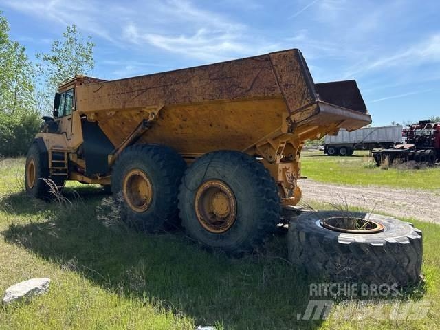 Volvo A25C 6x6 Zglobni demperi