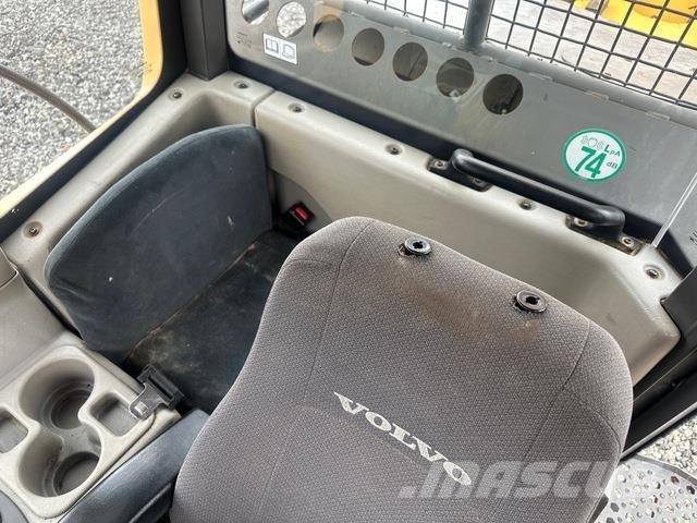 Volvo A25F Zglobni demperi