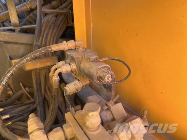 Volvo EC290BLC Bageri gusjeničari
